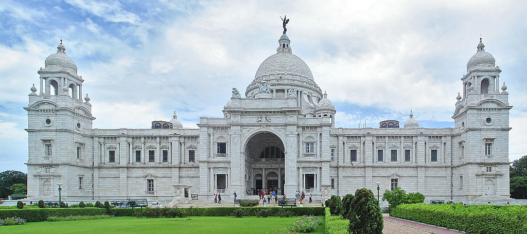 The Victoria Memorial was under construction when Kolkata lost its Capital city tag. (Photo Courtesy: <a href="https://en.wikipedia.org/wiki/Victoria_Memorial,_Kolkata#/media/File:Victoria_Memorial_Kolkata_panorama.jpg">Wikipedia)</a>
