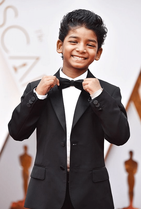 Sunny Pawar from ‘Lion’ charms on the Oscar red carpet. 