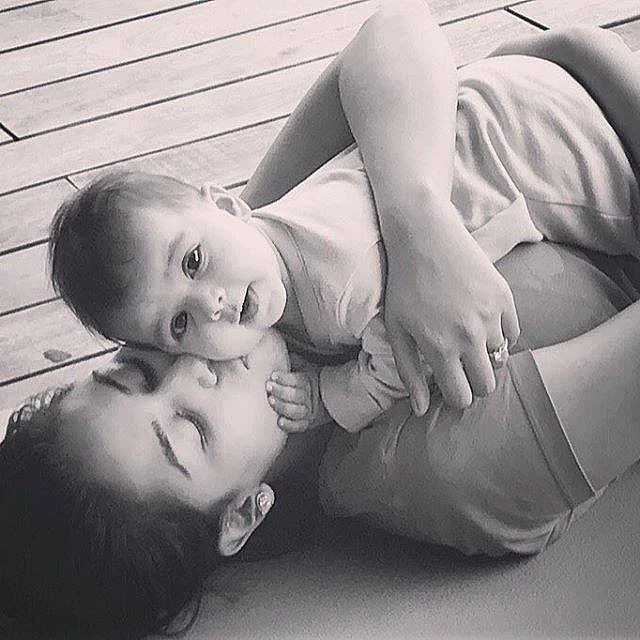 Mira and Misha together in one frame is the cutest thing you will see today. (Photo Courtesy: Facebook/ShahidKapoor) 