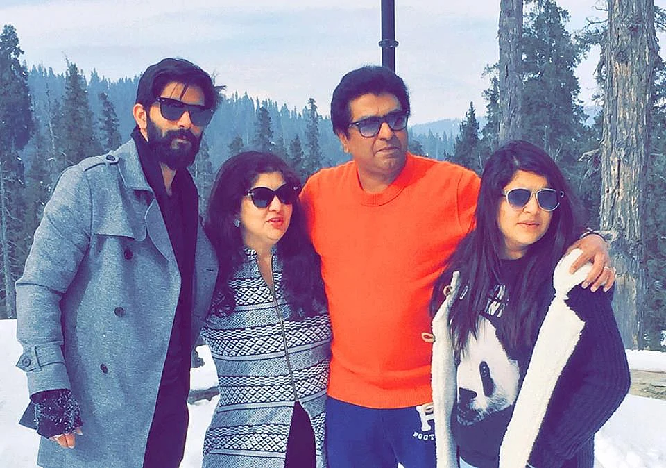 Amit with his family during a recent vacation in New Zealand. (Photo: Facebook/AmitThackeray)