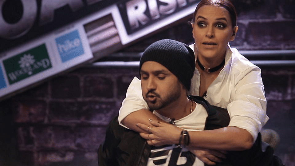 Neha Dhupia and Harbhajan Singh along with the other judges share their MTV<i> </i><i>Roadies</i> 2017 journey in this live chat. (Photo courtesy: <a href="https://www.instagram.com/p/BRyBfl3h4uk/?taken-by=nehadhupia&amp;hl=en">Instagram/@nehadhupia</a>) 