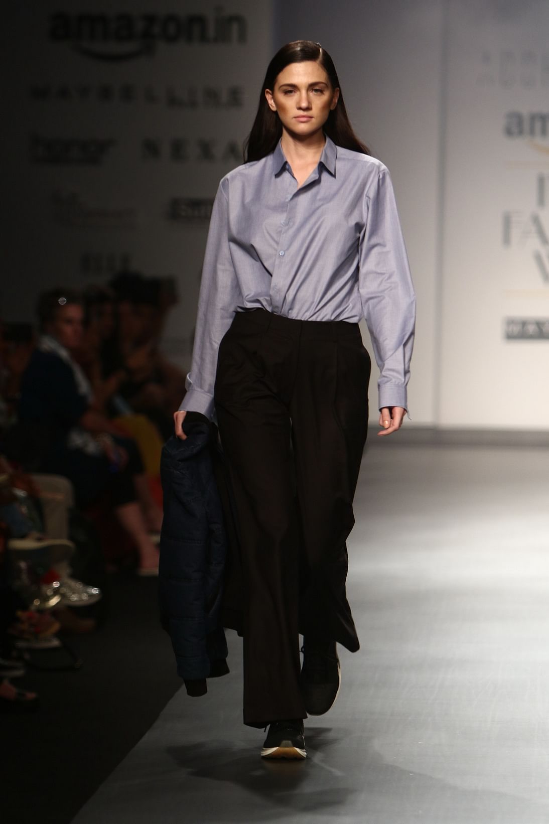 

Showcasing exaggerated long sleeves and gender neutral clothing, the collection paid a “tribute to the individual”