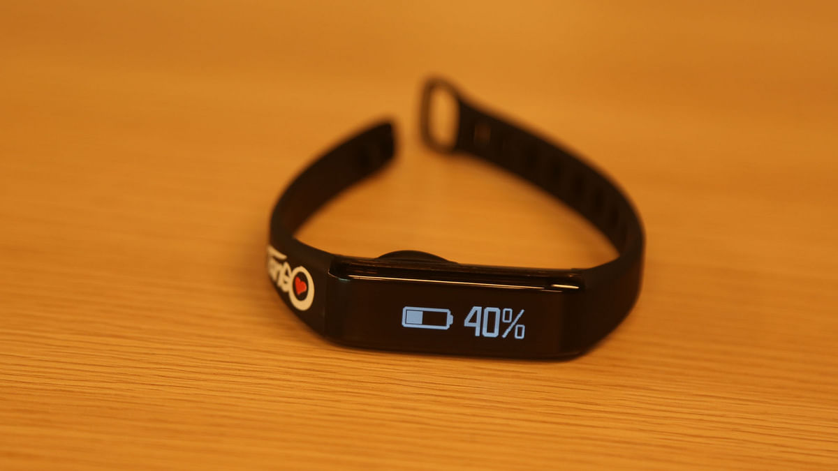 Looking for a cheap fitness band? Is Tango Wellness Motivator the perfect choice under Rs. 5,000? Here’s the review.