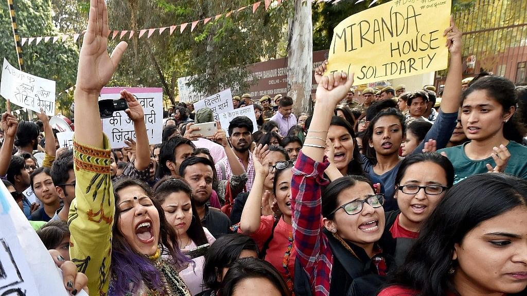File Photo: Students of Delhi University, JNU and Jamia during their protest march against the ABVP at Delhi University on 28 February.&nbsp;
