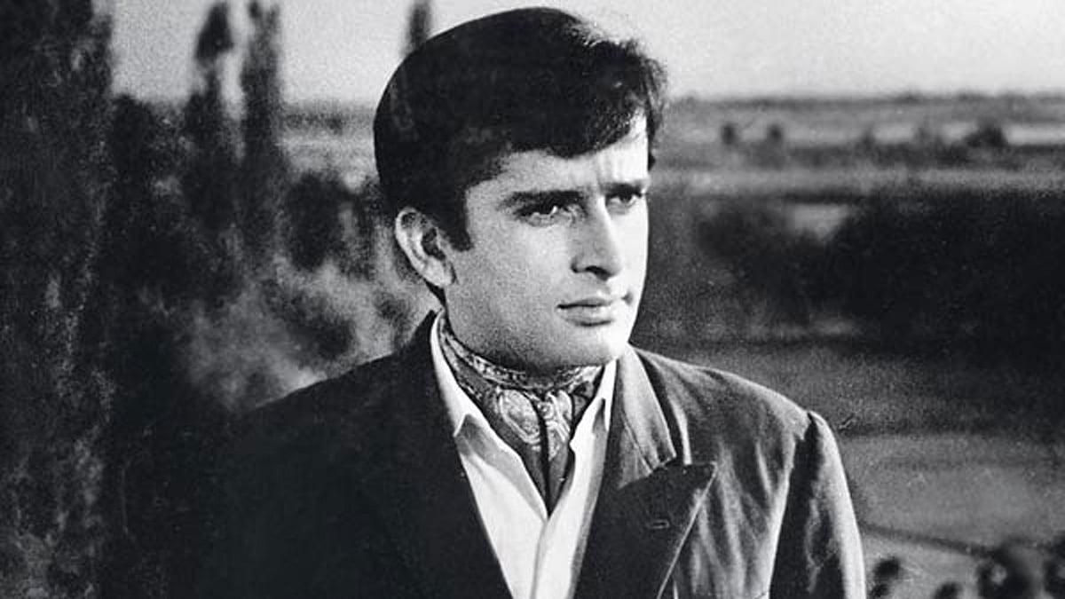 Celebrity reactions on Shashi Kapoor death: Bollywood Mourns the Demise of Shashi  Kapoor.