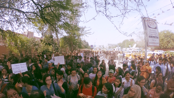 Protests from Khalsa College in North Campus on 28 February. (Photo: The Quint)