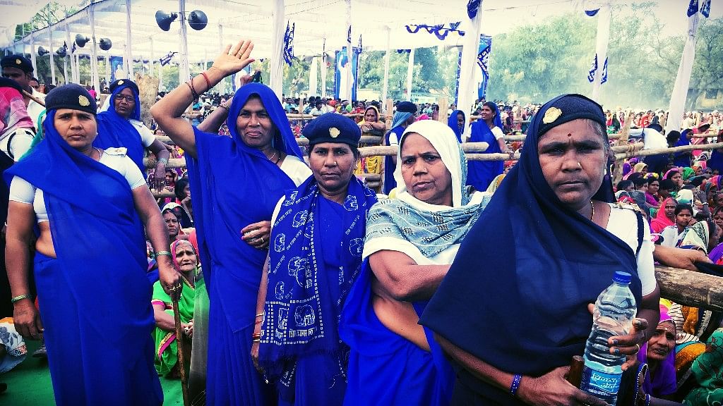 Mayawati might be like ‘god’ for some but ‘Dalit ki Beti’ may find it tough to consolidate  her core vote bank. (Photo: Jyoti Malhotra/ <b>The Quint</b>)