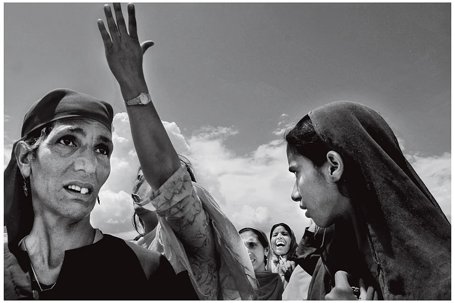 Protesting women in Langait, 2009. (Photo Courtesy: <i>Witness: Kashmir 1986-2016</i>/Shoukat Nanda)