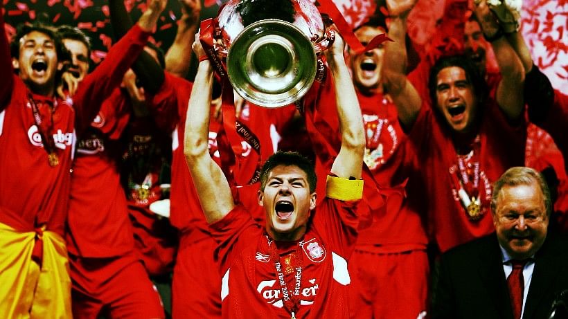 Steven Gerrard holds the trophy after Liverpool won the Champions League final at Istanbul in 2005. (Photo: Reuters)