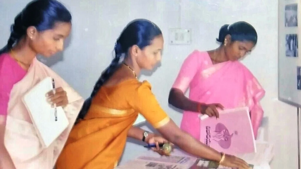 The magazine issues a 20-page edition every month and has readership of 4 lakh, spread across the district. (Photo Courtesy: <a href="http://www.thenewsminute.com/article/how-group-six-dalit-women-andhra-empowered-several-thousands-journalism-58288">The News Room</a>)
