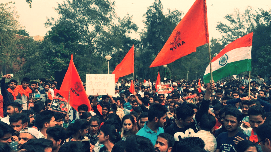 ABVP supporters during a march on Delhi University’s North Campus on Thursday. (Photo: Meghnad Bose/<b>The Quint</b>)