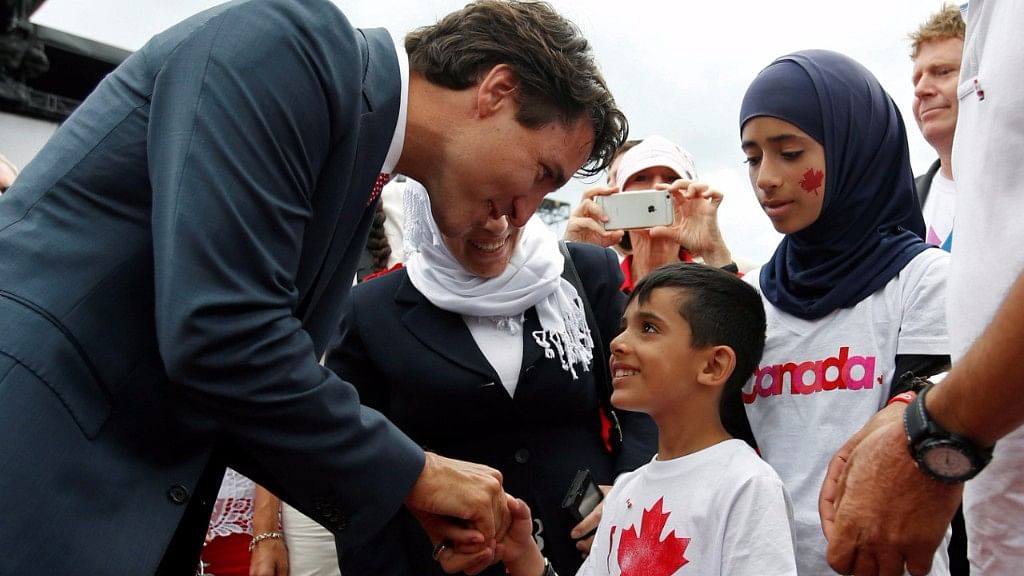 Almost half of Canadians also disapprove of how Prime Minister Justin Trudeau is handling the influx of illegal border crossers from the US. (Photo: Reuters)