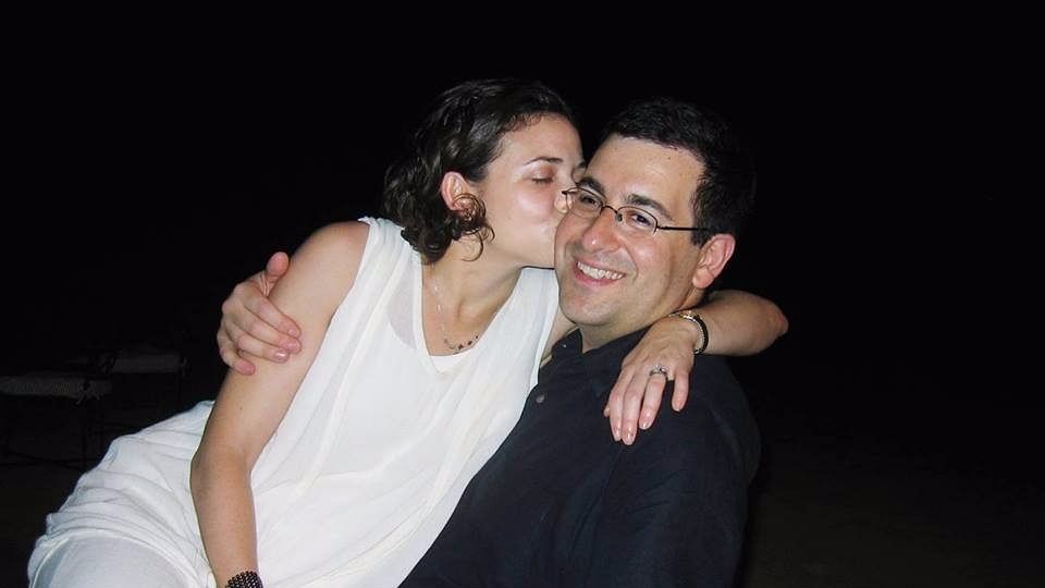 Sheryl Sandberg (left) with late Husband Dave Goldberg (right). (Photo Courtesy: <a href="https://www.facebook.com/sheryl">Facebook</a>)