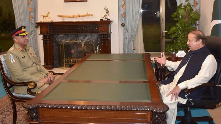It was the first direct interaction between the Army Chief and the Prime Minister, PTI reported. (Photo Courtesy: Twitter/<a href="https://twitter.com/pmln_org">@<b>pmln_org</b></a>)