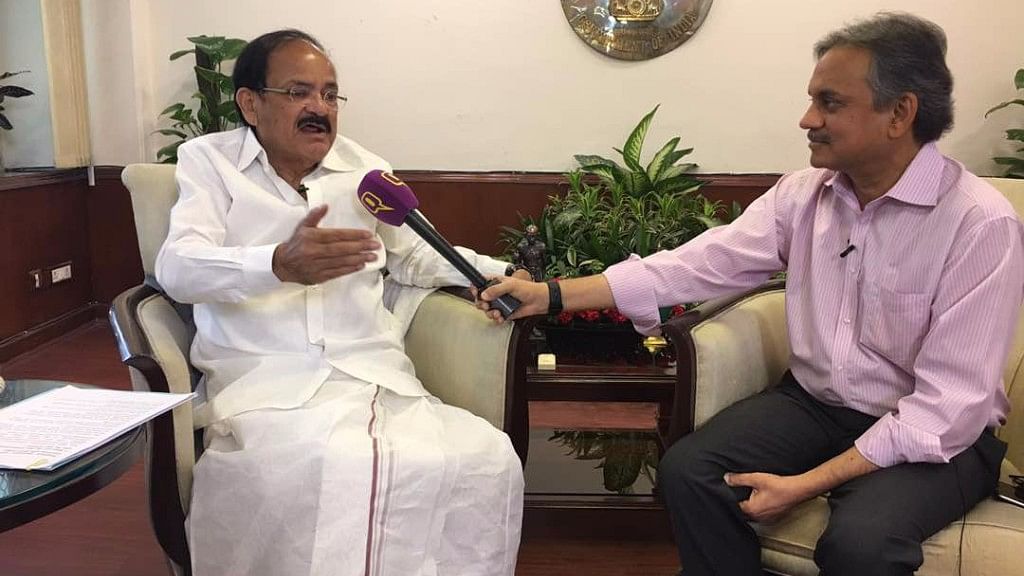 Union Minister Venkaiah Naidu in conversation with Sanjay Pugalia. (Photo: <b>The Quint</b>)