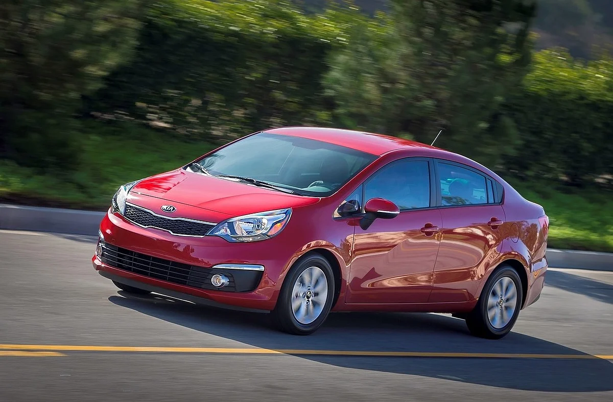 Kia may consider the Rio sedan as one of its compact cars for India. (Photo: <a href="https://www.netcarshow.com/kia/2016-rio_sedan/1280x960/wallpaper_03.htm">Netcarshow</a>)