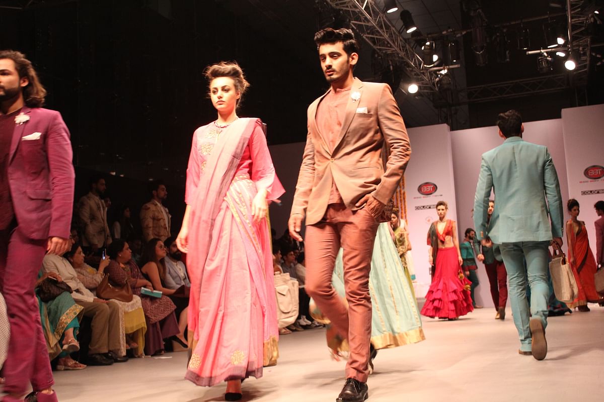 By drawing attention to the plight of weavers, the designer’s collection has its heart in the right place. 