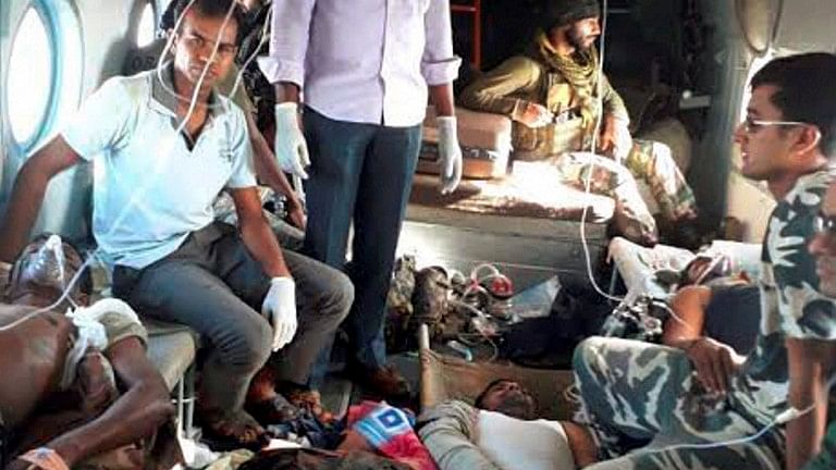 Injured CRPF being brought to Raipur for treatment (Photo: PTI)