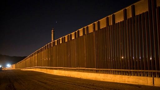 A portion of the new steel border fence stretches along the US-Mexico border in Sunland Park, New Mexico, on March 30, 2017. (Photo: AP)
