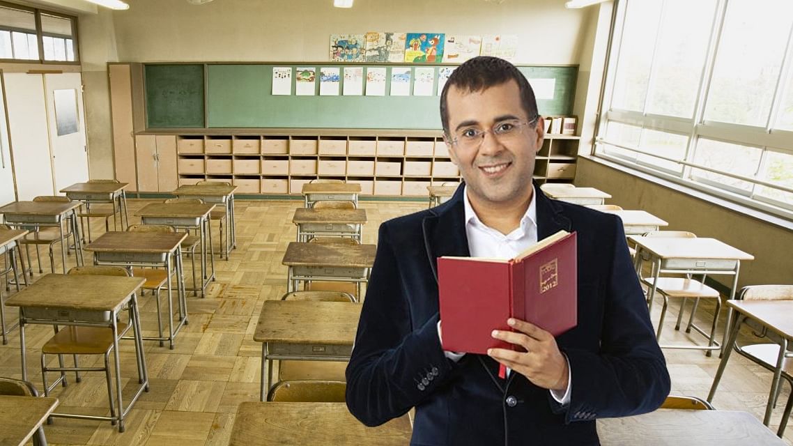 To be, or not to be – a Chetan Bhagat reader in DU? (Photo Courtesy: Arjun Bhardwaj/<b>The Quint</b>)