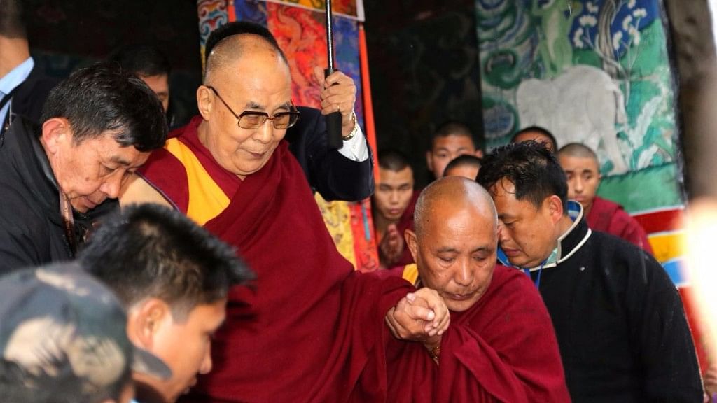 The Dalai Lama was accorded with a warm welcome at Thubchog Gatsel Ling Monastery. (Photo Courtesy: Twitter/<a href="https://twitter.com/PemaKhanduAP/status/849237669255106561">@Pema Khandu</a>)