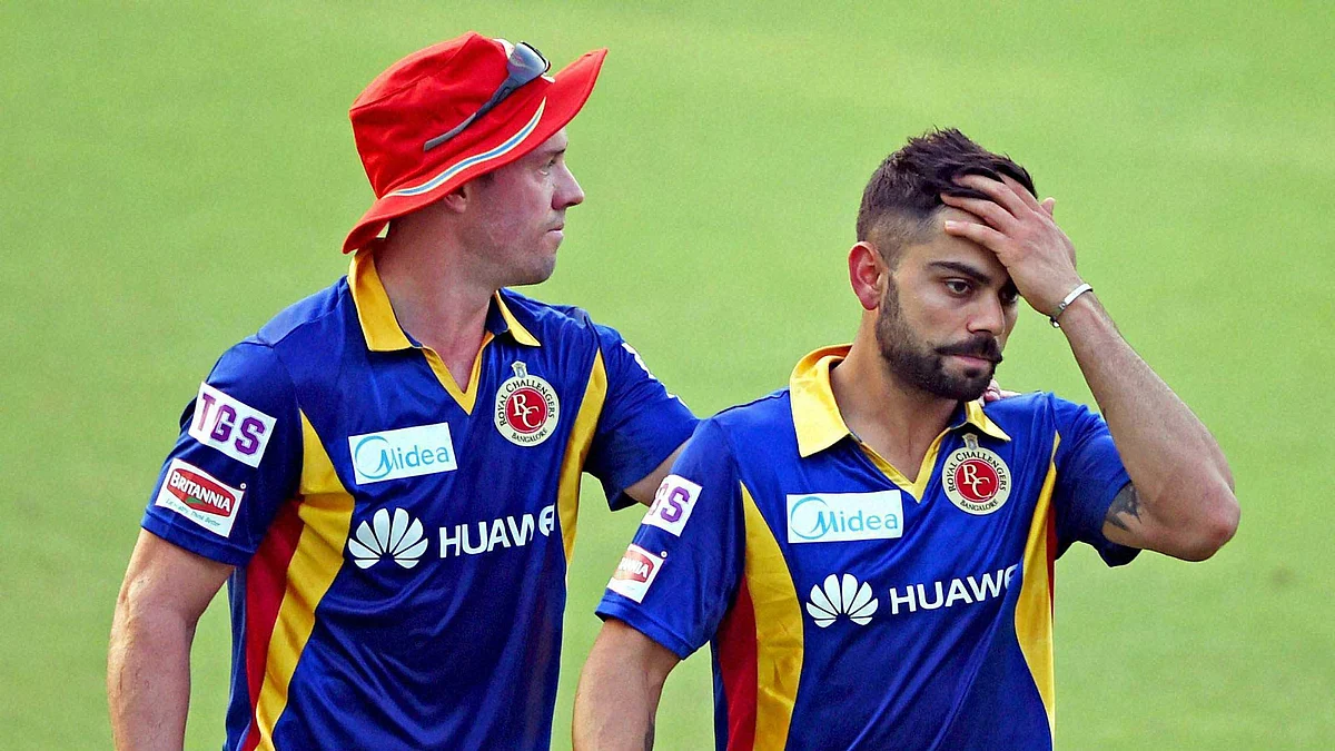AB de Villiers (L) will lead the Royal Challengers Bangalore in the absence of Virat Kohli (R). (Photo: BCCI)