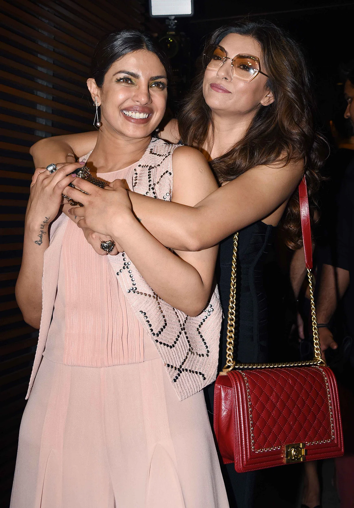 PC and Sushmita pose affectionately. (Photo: Yogen Shah)