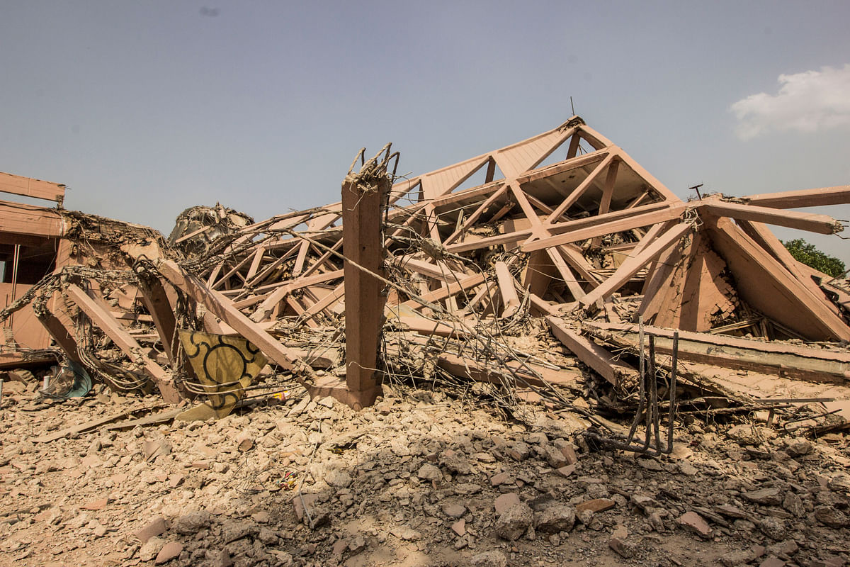 Ruins of Hall of Nations after its demolition. (Photo: Abhilash Mallick/<b>The Quint</b>)