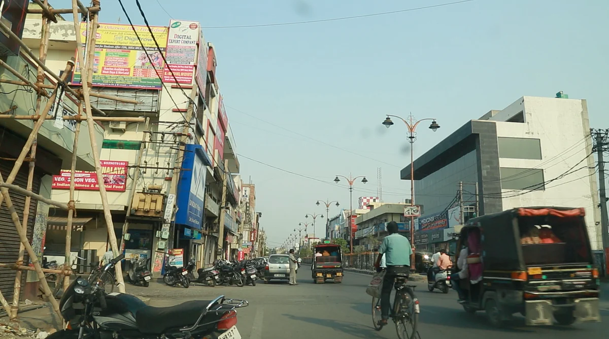 <b>The Quint</b>, during its visit to Rohtak, went to where the family was said to be living, but found the door to the house locked. (Photo: <b>The Quint</b>/Athar Rather)