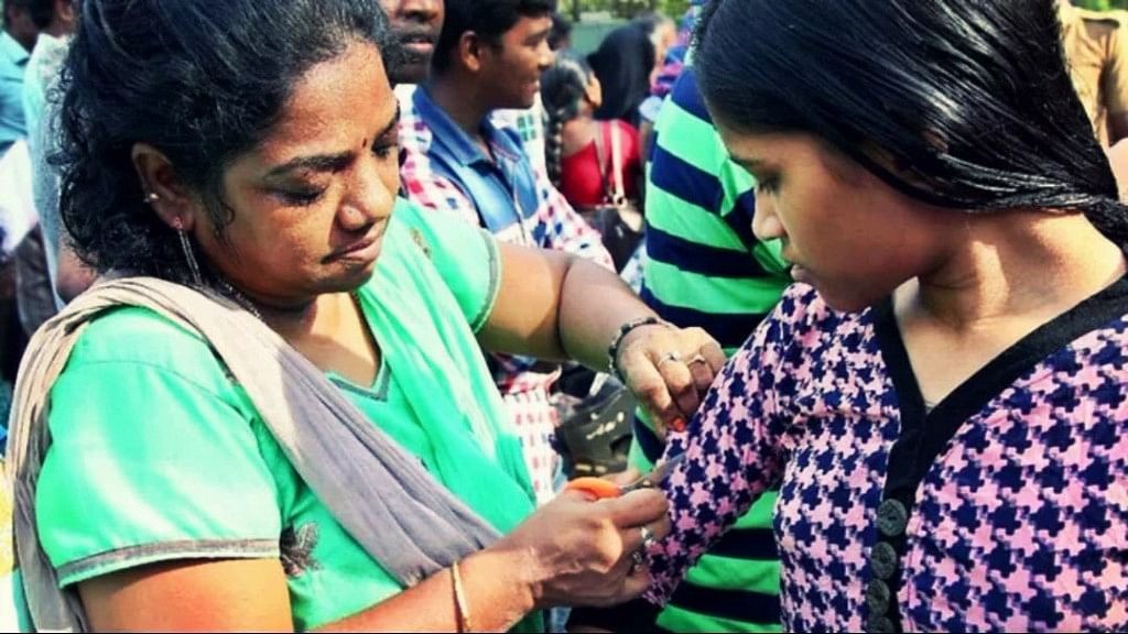 Four teachers have been suspended for asking a candidate to remove her bra before an exam. Photo used for representational purpose. (Photo: <b>The Quint/</b>Jagan Raj)