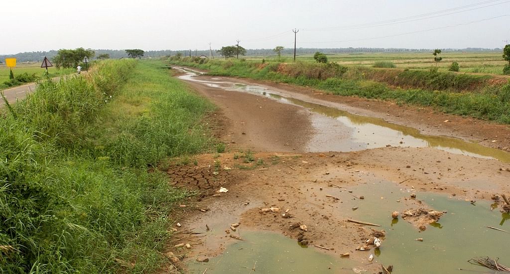 Poor supply of fresh water and inflow of salt water into the fields is wreaking havoc in the Kole region.