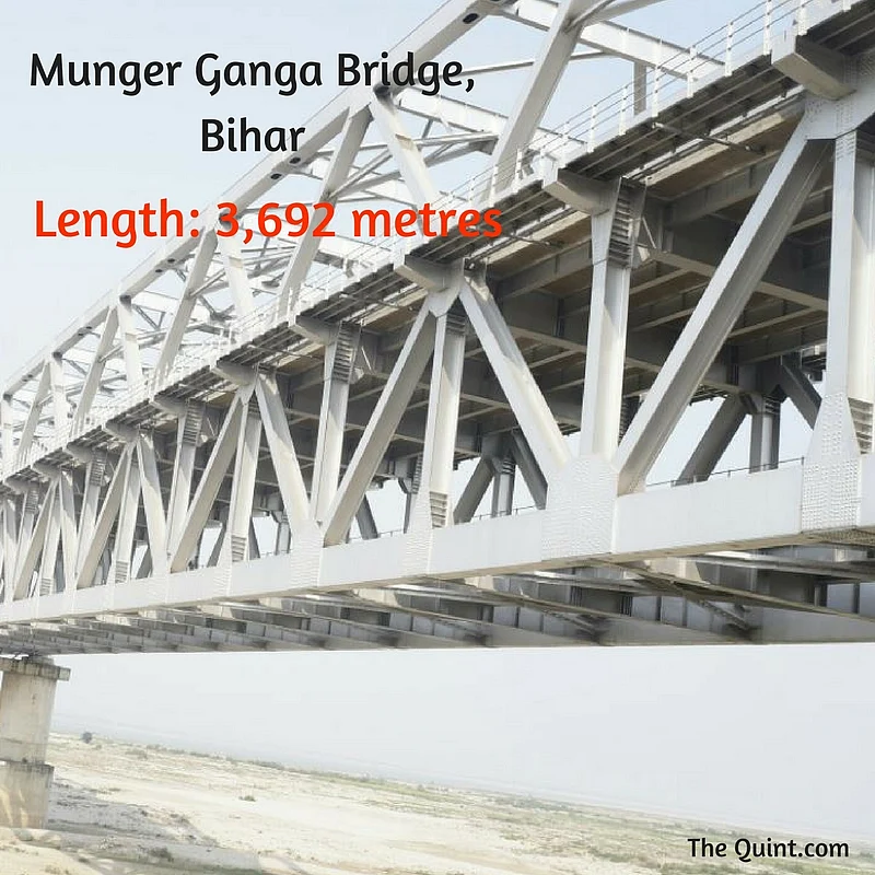 (Photo Courtesy: <a href="https://commons.wikimedia.org/wiki/File:Munger_Ganga_Bridge.jpg">Wikimedia Commons</a>/Avijeet Sanu Singh)