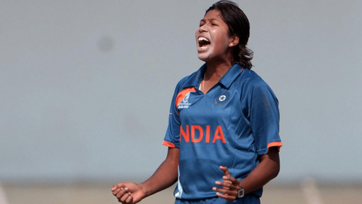 Jhulan Goswami has become the highest wicket-taker in ODIs. (Photo Courtesy: Twitter/<a href="https://twitter.com/BCCIWomen/status/861910262202327041">BCCI Women</a>)