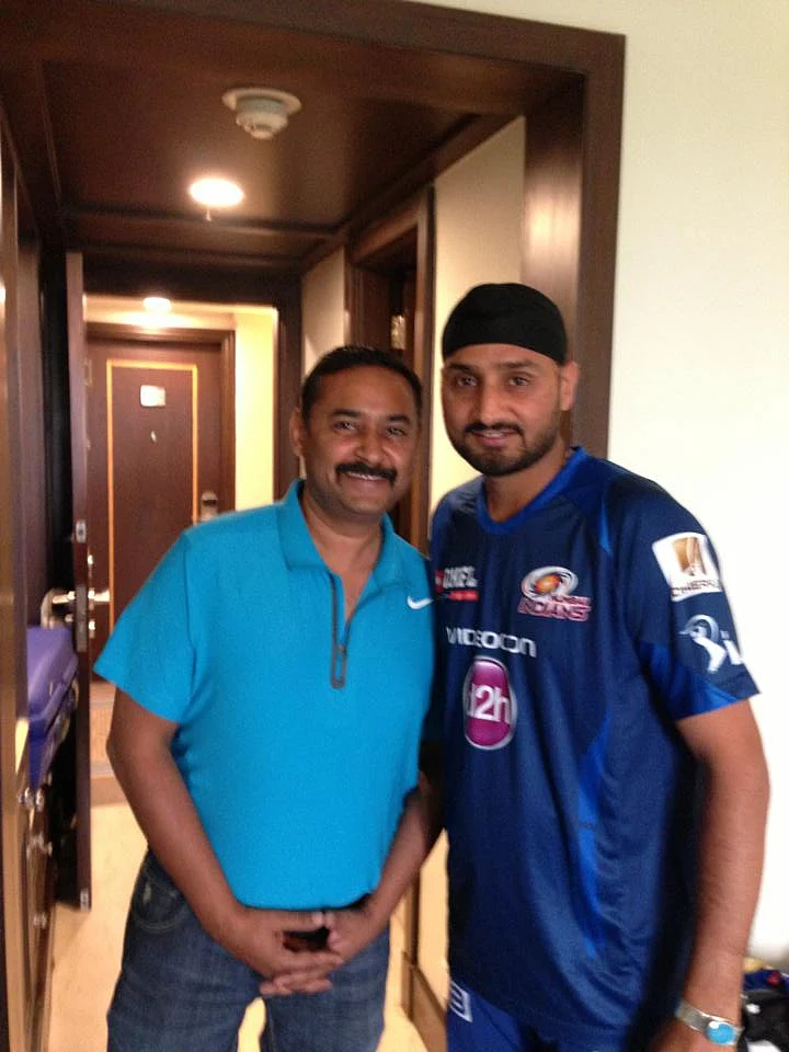 Prashant Bishnoi with Indian cricketer Harbhajan Singh. (Photo Courtesy: Facebook/<a href="https://www.facebook.com/prashant.bishnoi.142">Prashant Bishnoi</a>)
