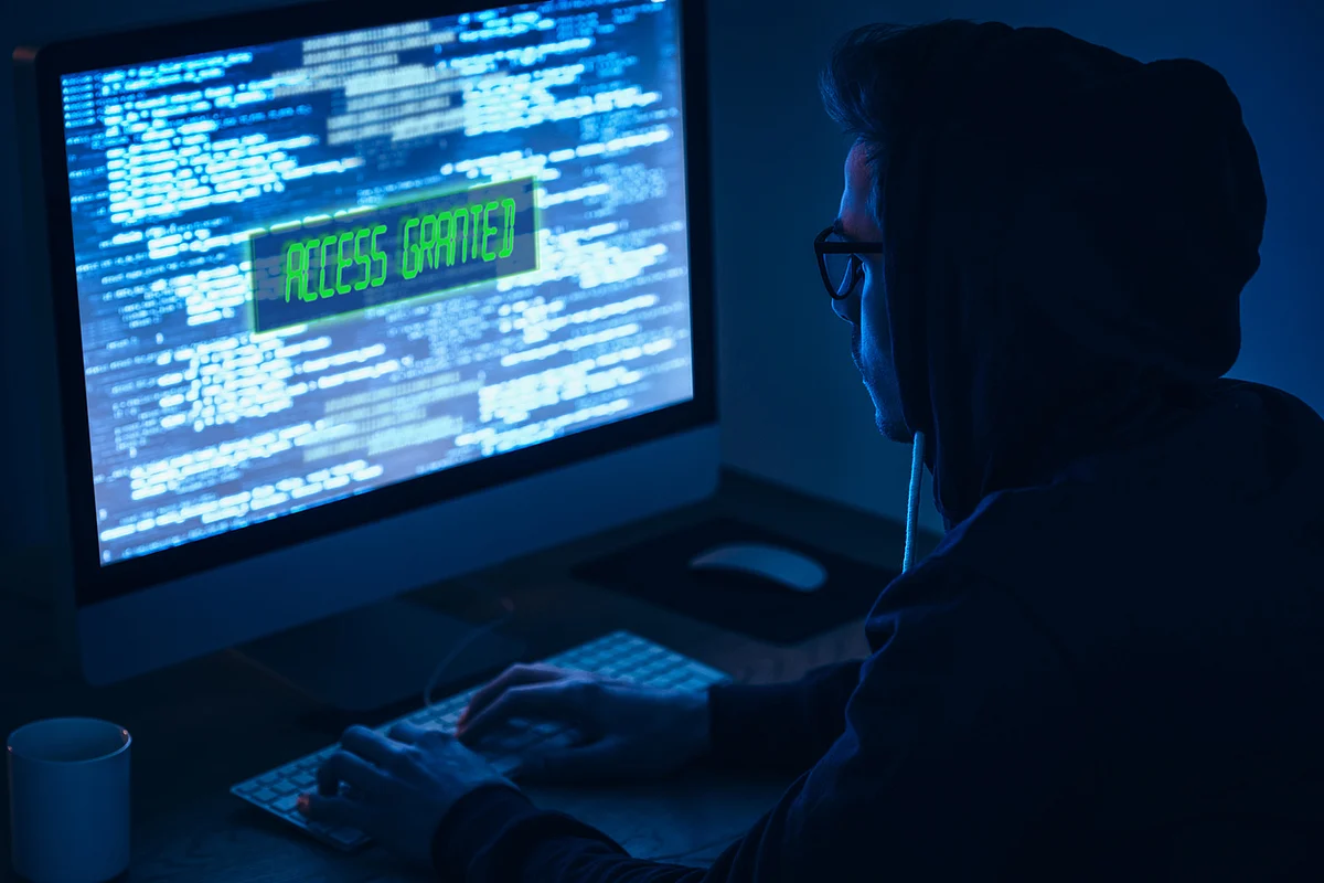 Mumbai businessman gets cheated of Rs 5.8 lakh online.