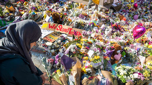 Floral tributes and messages left for the victims of the concert blast, during a vigil at St Ann’s Square in central Manchester, England. (Photo: AP)&nbsp;
