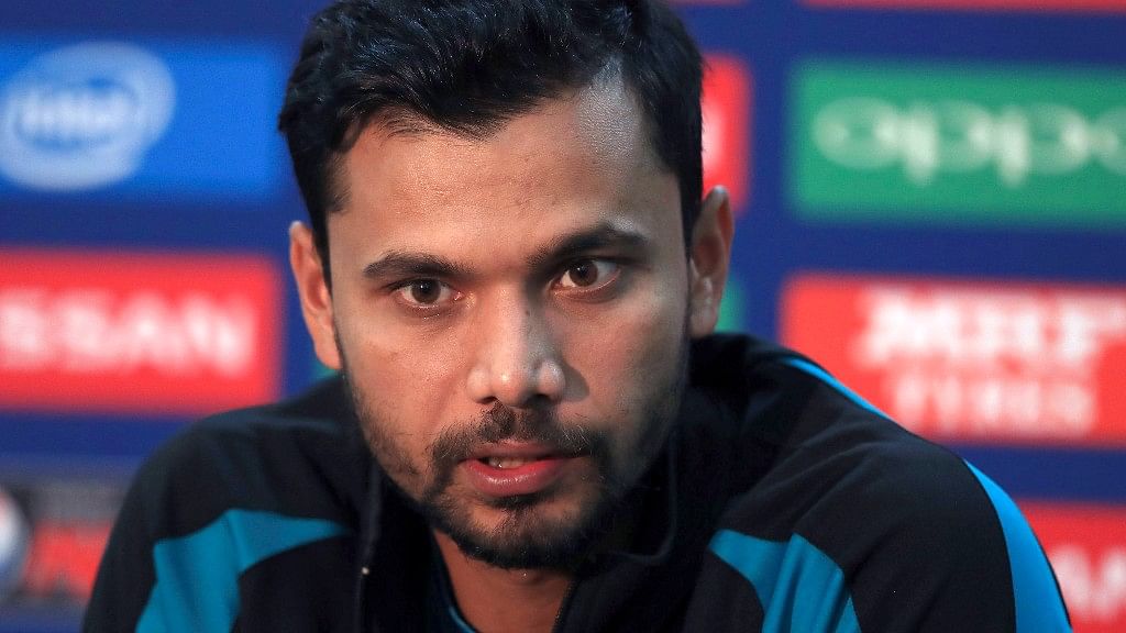 Bangladesh One-Day International captain Mashrafe Mortaza has withdrawn from his lucrative national team contract amid growing concern over his form and fitness but has been offered a “grand farewell” match.