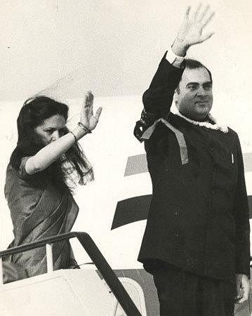 A journalist who covered Rajiv Gandhi’s funeral procession recalls the day.