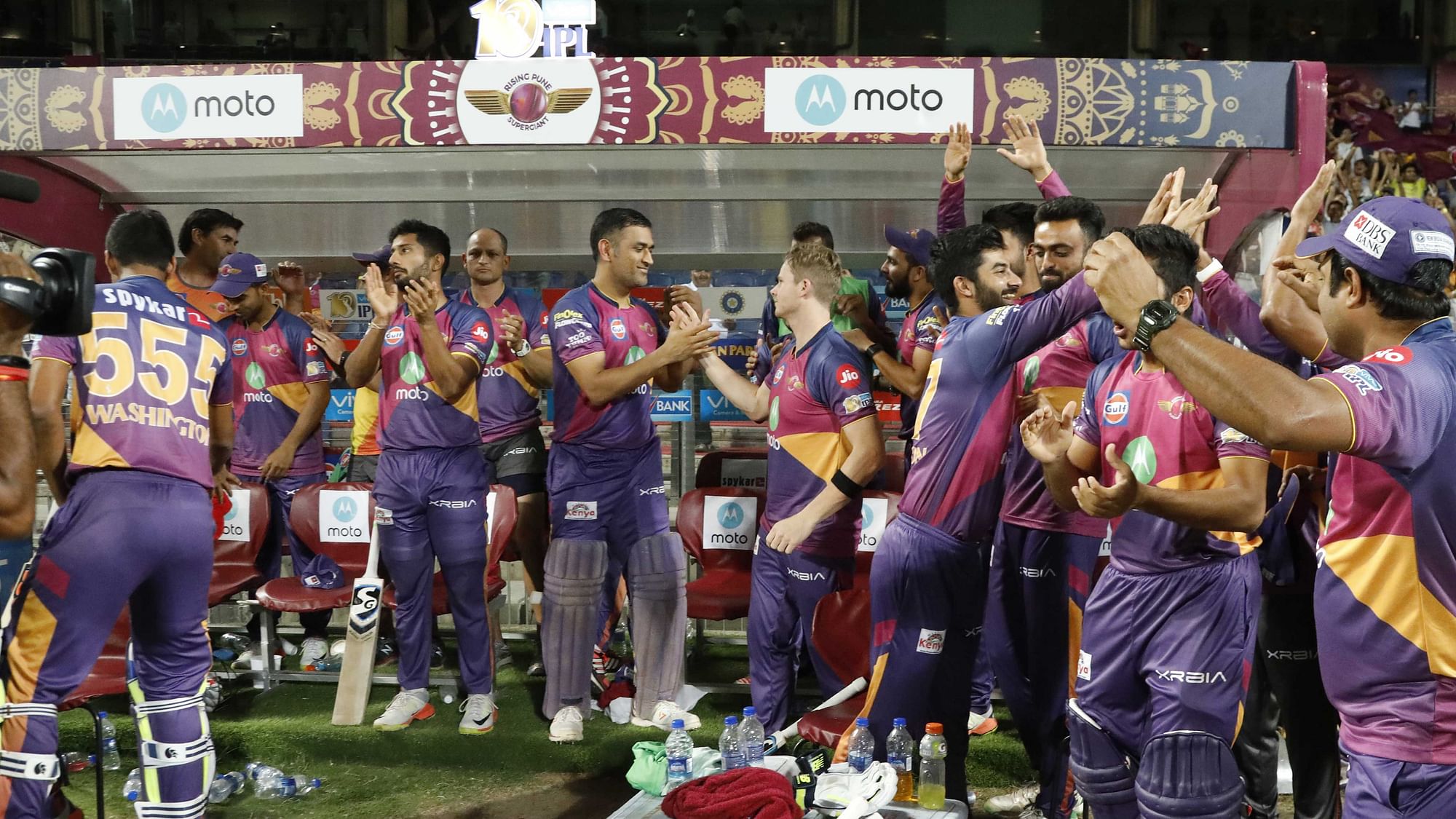 MS Dhoni and Steve Smith congratulate each other after Pune’s win. (Photo: BCCI)