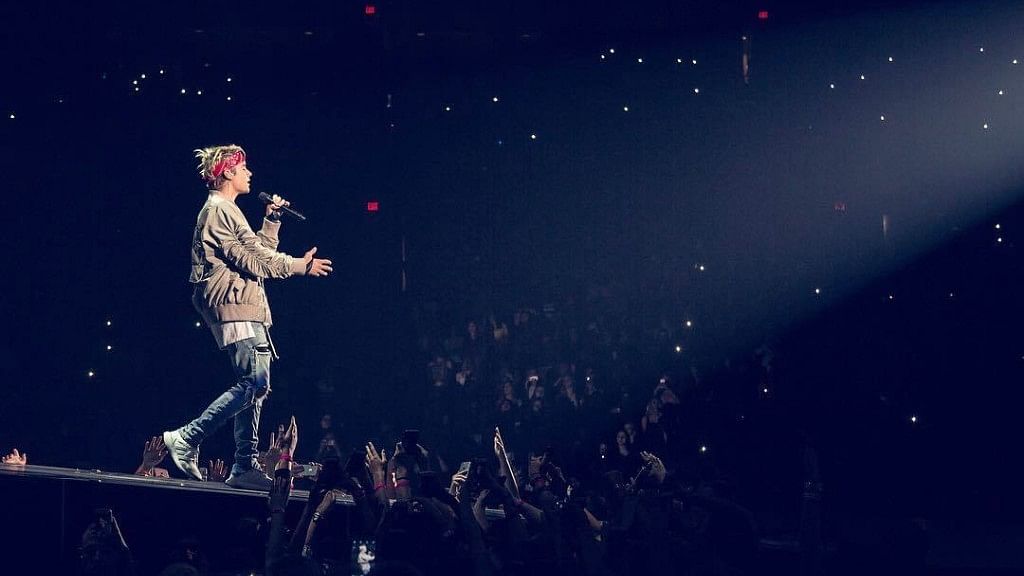 Justing Bieber performing at a concert.(Photo Courtesy: <a href="http://https://www.facebook.com/JustinBieber/photos/a.96668113887.86286.67253243887/10154425956518888/?type=3&amp;theater">Facebook.com/JustinBieber</a>)