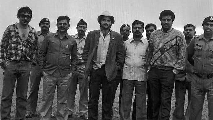 Anil Kapoor behind the scenes of <i>Mr India </i>with Shekhar Kapur, Boney Kapoor and crew members. (Photo courtesy: <i>Mr India</i> Team)