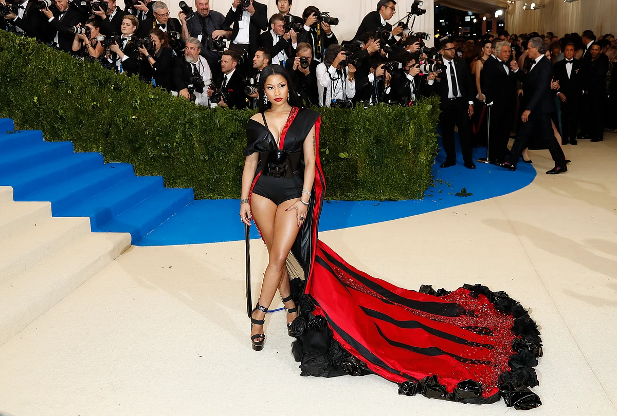 Nicki Minaj sends photographers into a tizzy. (Photo: Reuters)