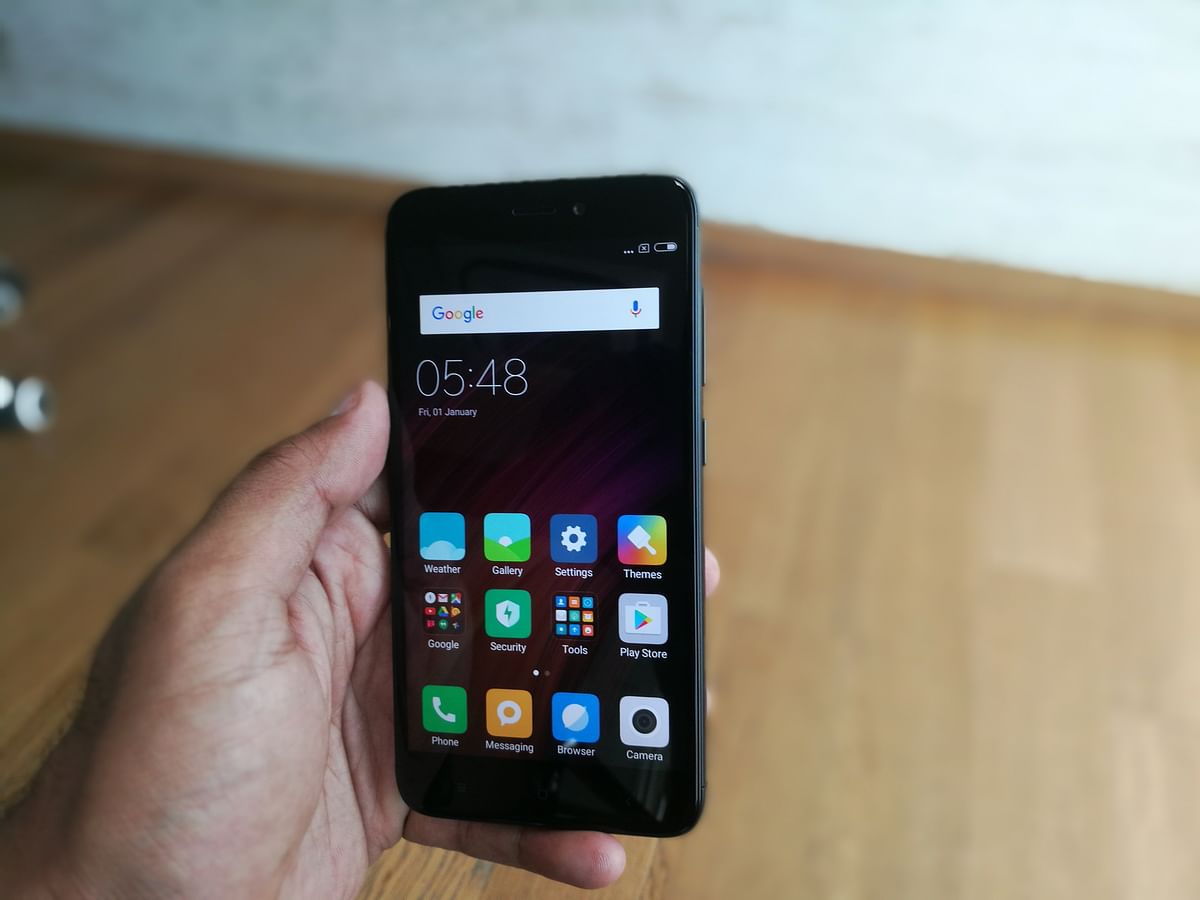 This year, Redmi phone borrows its design and camera from the Redmi Note 4.