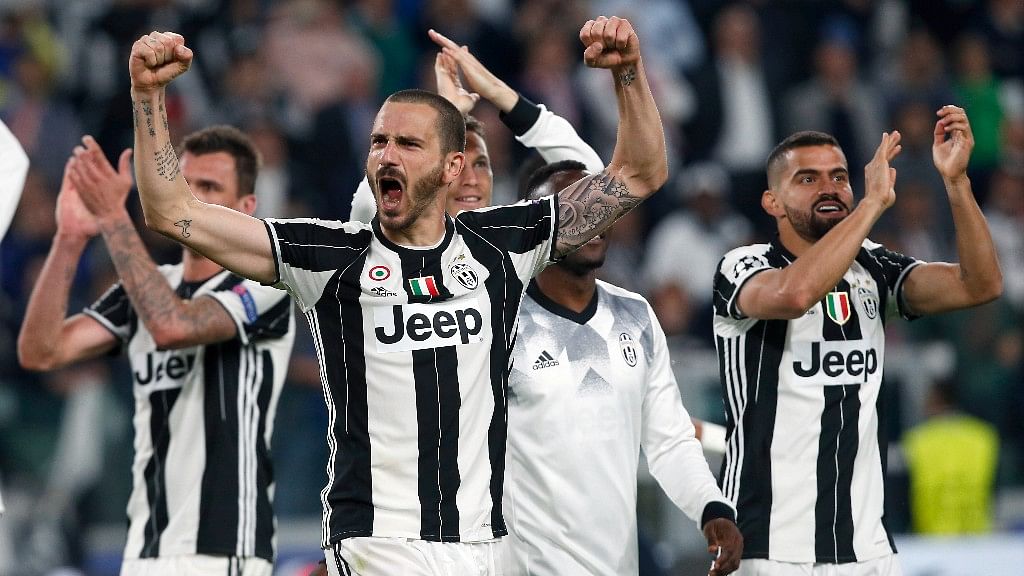 Juventus’ Leonardo Bonucci, front, celebrates after the Champions League semi final second leg soccer match between Juventus and Monaco in Turin, Italy. (Photo: AP)