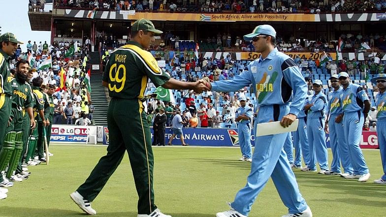 Pakistan’s captain Waqar Younis shakes hands with India’s skipper Sourav Ganguly ahead of their match in Centurion during the 2003 World Cup.&nbsp;