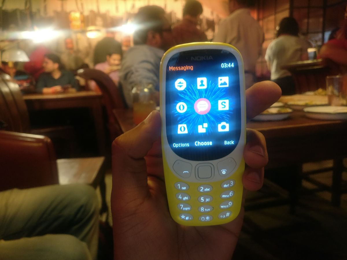 The 2017 avatar of Nokia 3310 offers dual-SIM support and comes with a rear camera. 