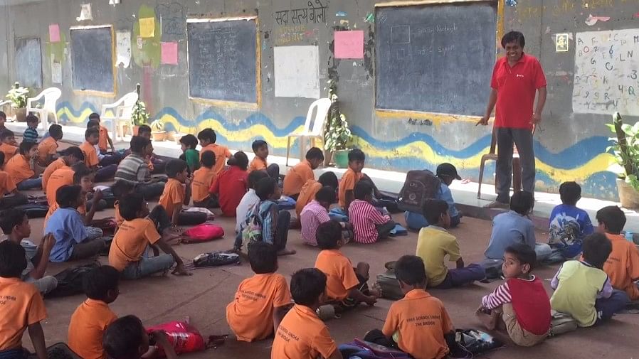 The school provides free education to more than 250 underprivileged kids. (Photo: Screengrab/<b>The Quint</b>)