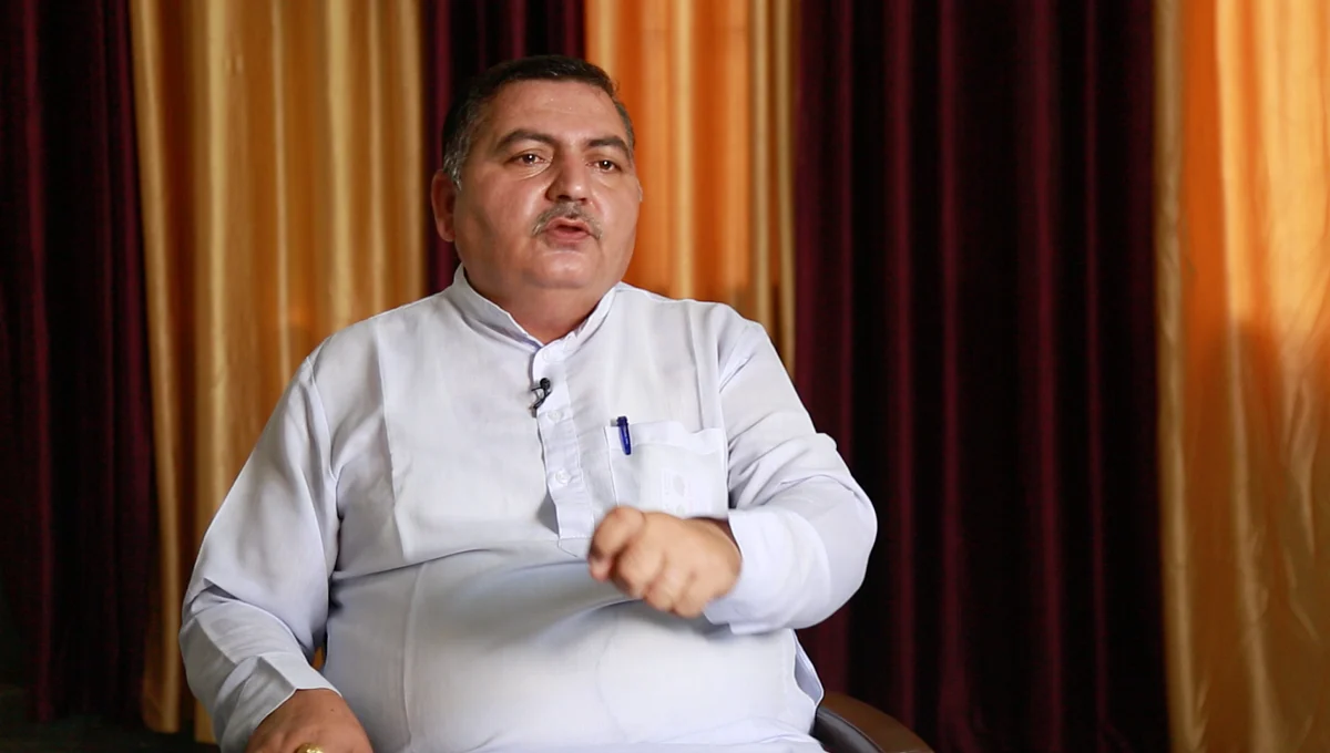 “She asked us to let her stepfather out,” recounts Raj Singh Sangwan, Chairman of the CWC. (Photo: <b>The Quint</b>/Athar Rather)