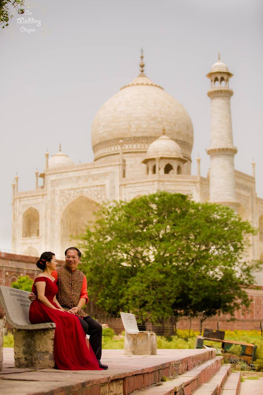 They posed in front of the Taj Mahal, but of course. (Photo Courtesy: Our Wedding Chapter)