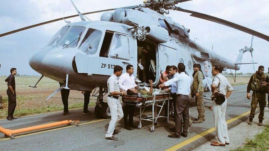 Evacuation of five injured jawans from Tondamarka to Raipur.